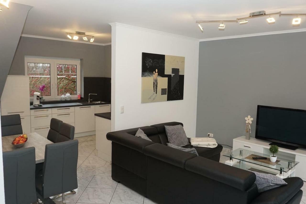 Haus Rodriguez Apartment Baesweiler Luaran gambar